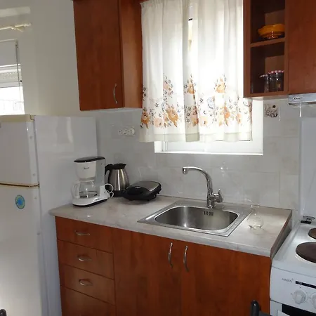 Modern Studio Between The Beach And Square *