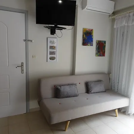 Apartment Modern Studio Between The Beach And Square *